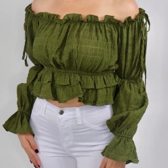 Luxxel Tops - Olive texture lines puff sleeve top
